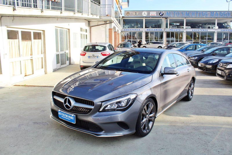 Mercedes-Benz CLA Shooting Brake 200 d 4Matic Automatic Premium
