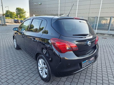 Opel Corsa 1.4 90CV 5 porte Cosmo (9)