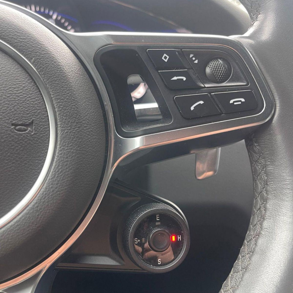 Porsche Cayenne 3.0 V6 E-Hybrid (12)