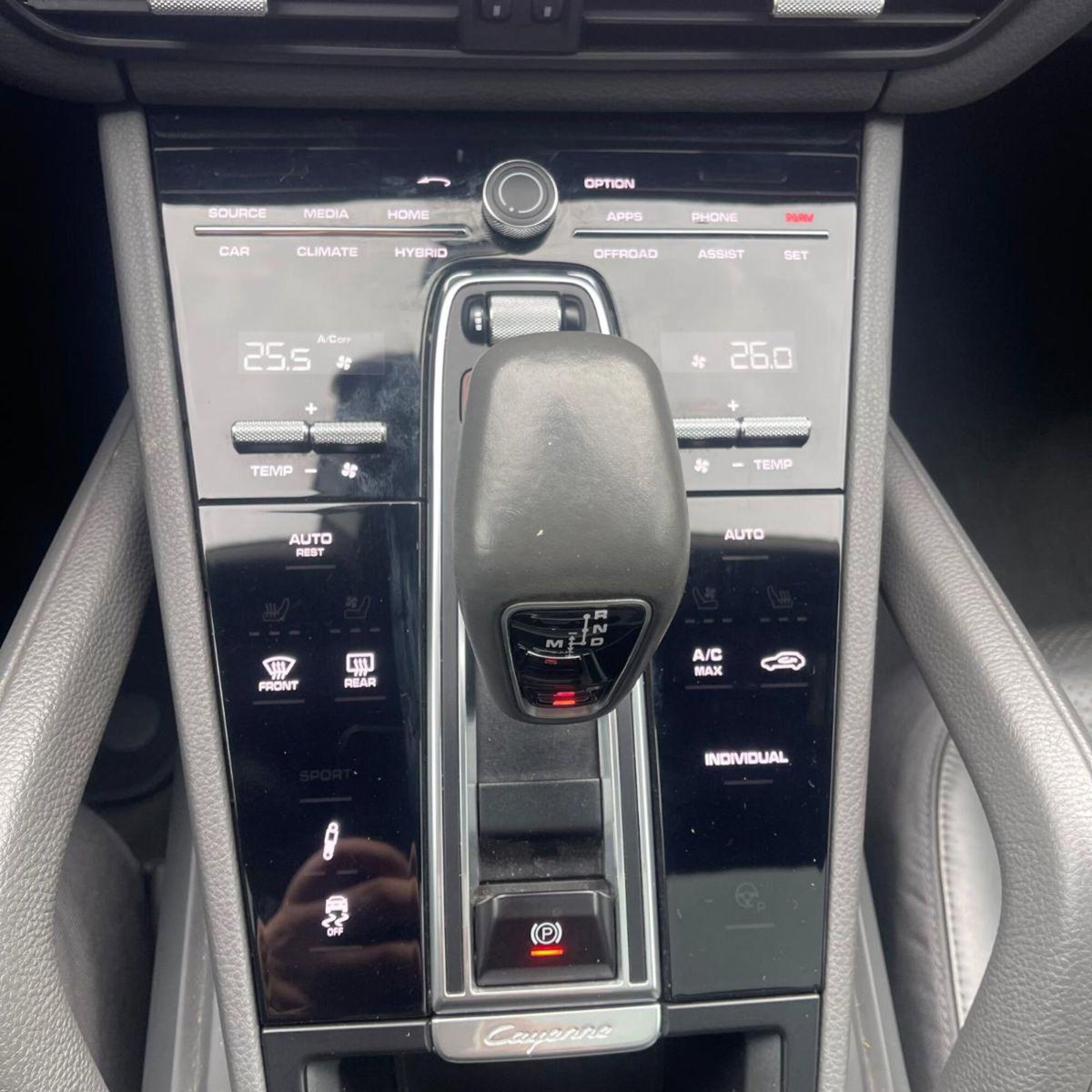Porsche Cayenne 3.0 V6 E-Hybrid (13)