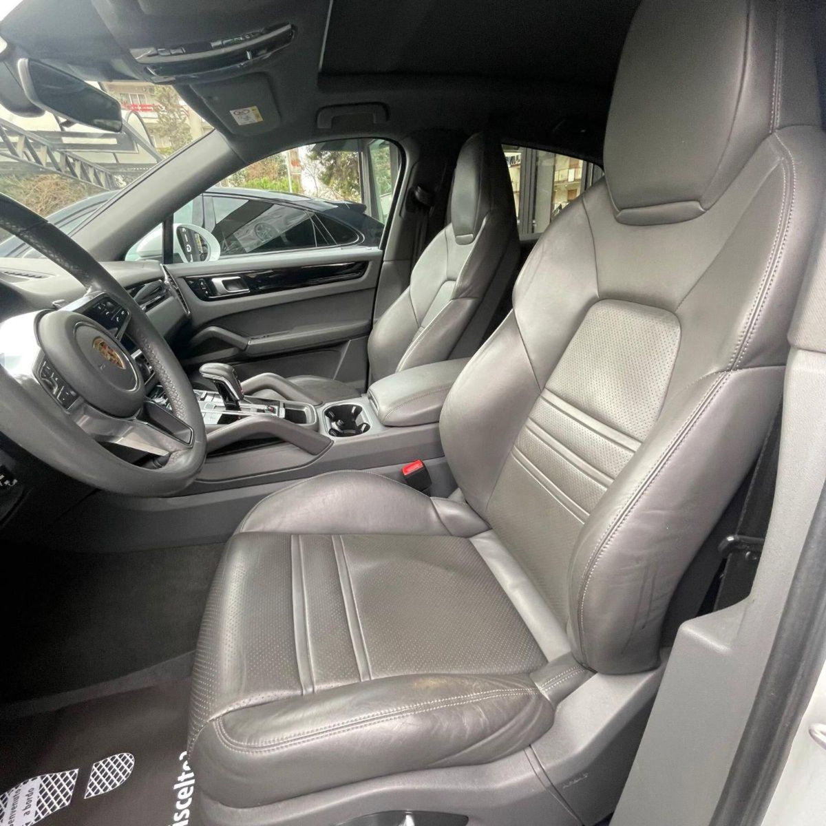Porsche Cayenne 3.0 V6 E-Hybrid (7)