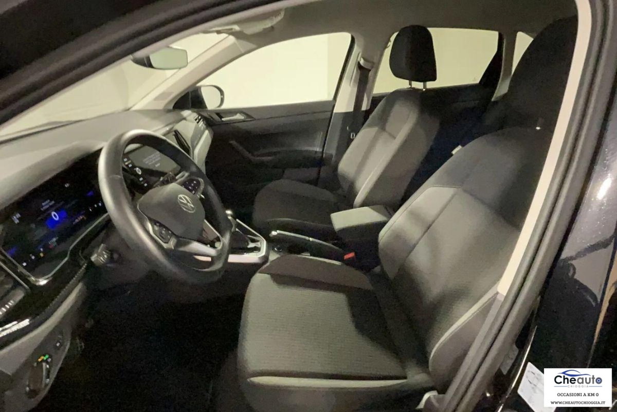 Volkswagen Taigo 1.0 tsi Life 115cv (8)