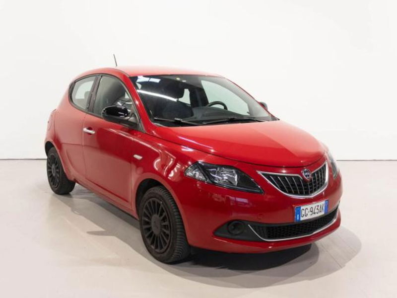 Lancia Ypsilon 1.0 FireFly 5 porte S&S Hybrid Gold Plus