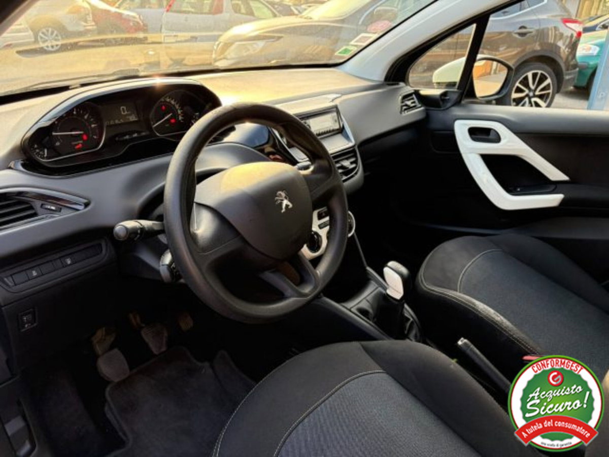 Peugeot 208 68 5 porte Active (10)