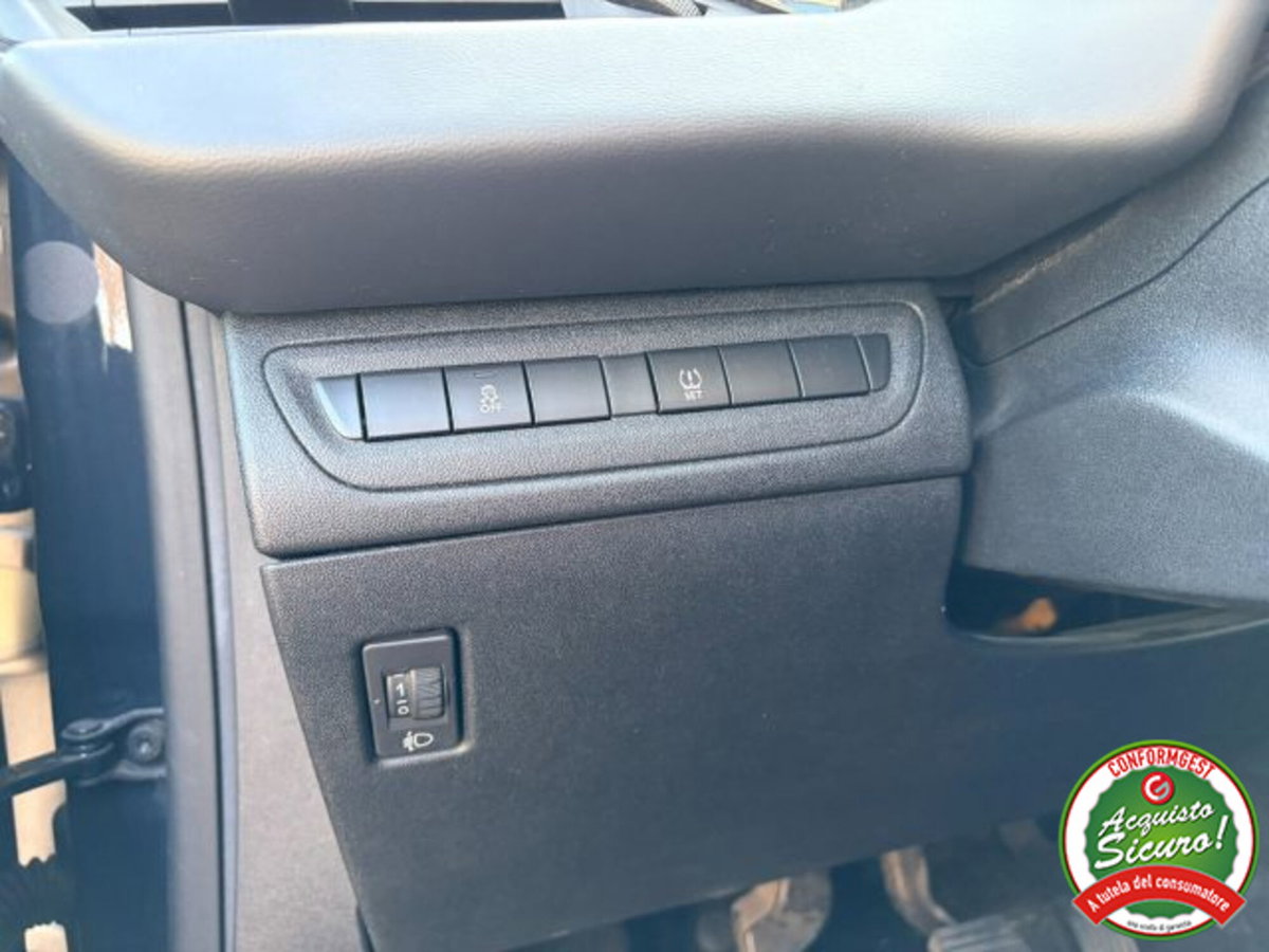 Peugeot 208 68 5 porte Active (13)