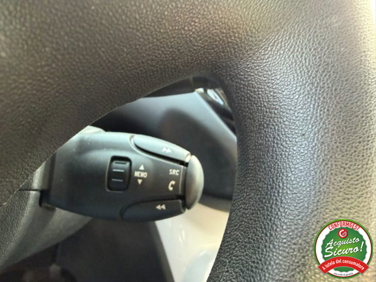 Peugeot 208 68 5 porte Active (16)