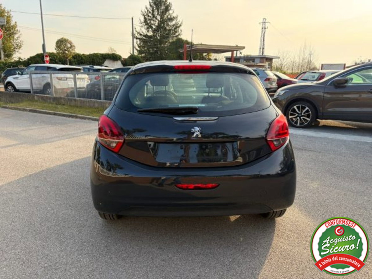 Peugeot 208 68 5 porte Active (4)
