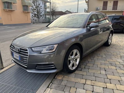 Audi A4 Avant 2.0 TDI 150 CV ultra S tronic Sport (16)
