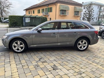 Audi A4 Avant 2.0 TDI 150 CV ultra S tronic Sport (3)