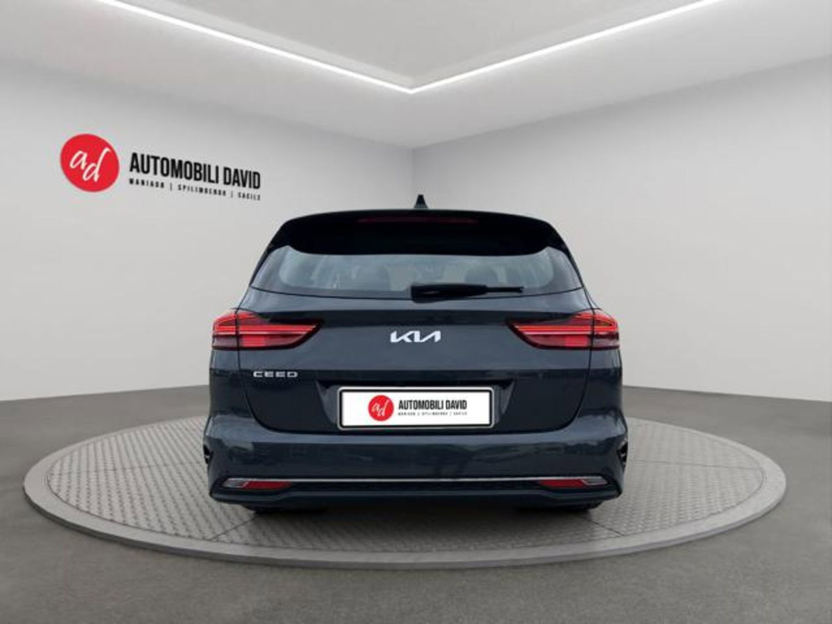 Kia Ceed Sport Wagon 1.6 CRDi 136 CV MHEV SW Business (6)
