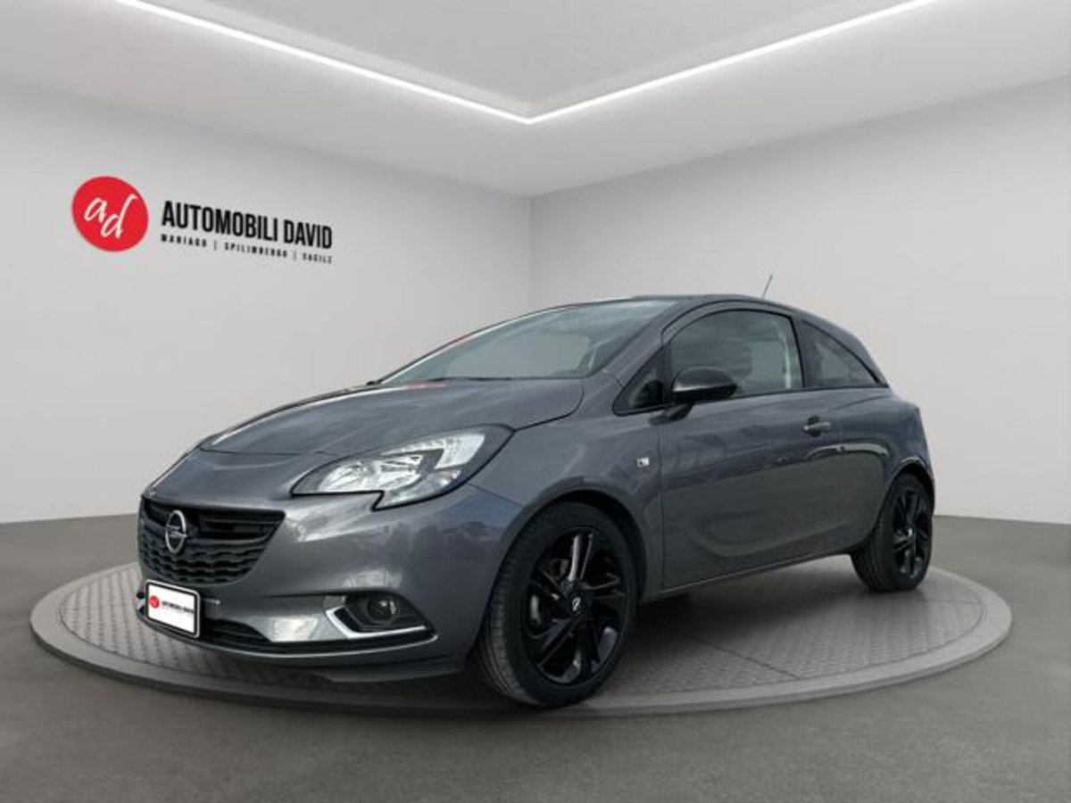 Opel Corsa Coupé 1.2 Black Edition