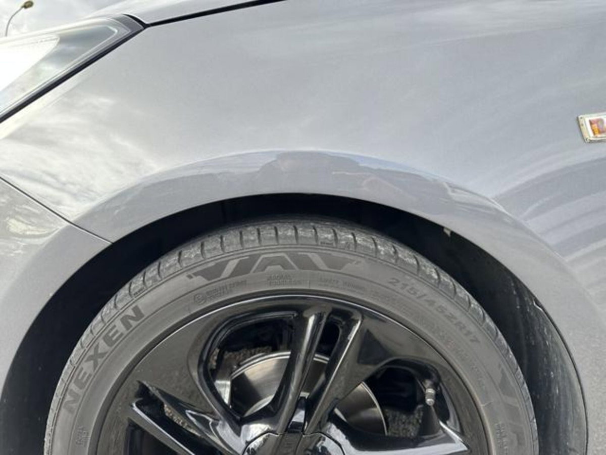 Opel Corsa Coupé 1.2 Black Edition (7)