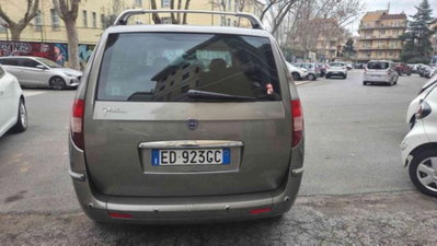 Lancia Phedra MJT 136 CV Platino (6)