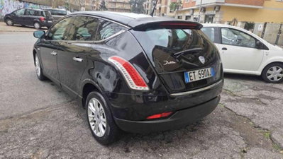 Lancia Delta 2.0 MJT DPF Oro (5)