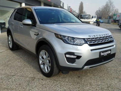 Land Rover Discovery Sport 2.0 TD4 180 CV HSE (2)