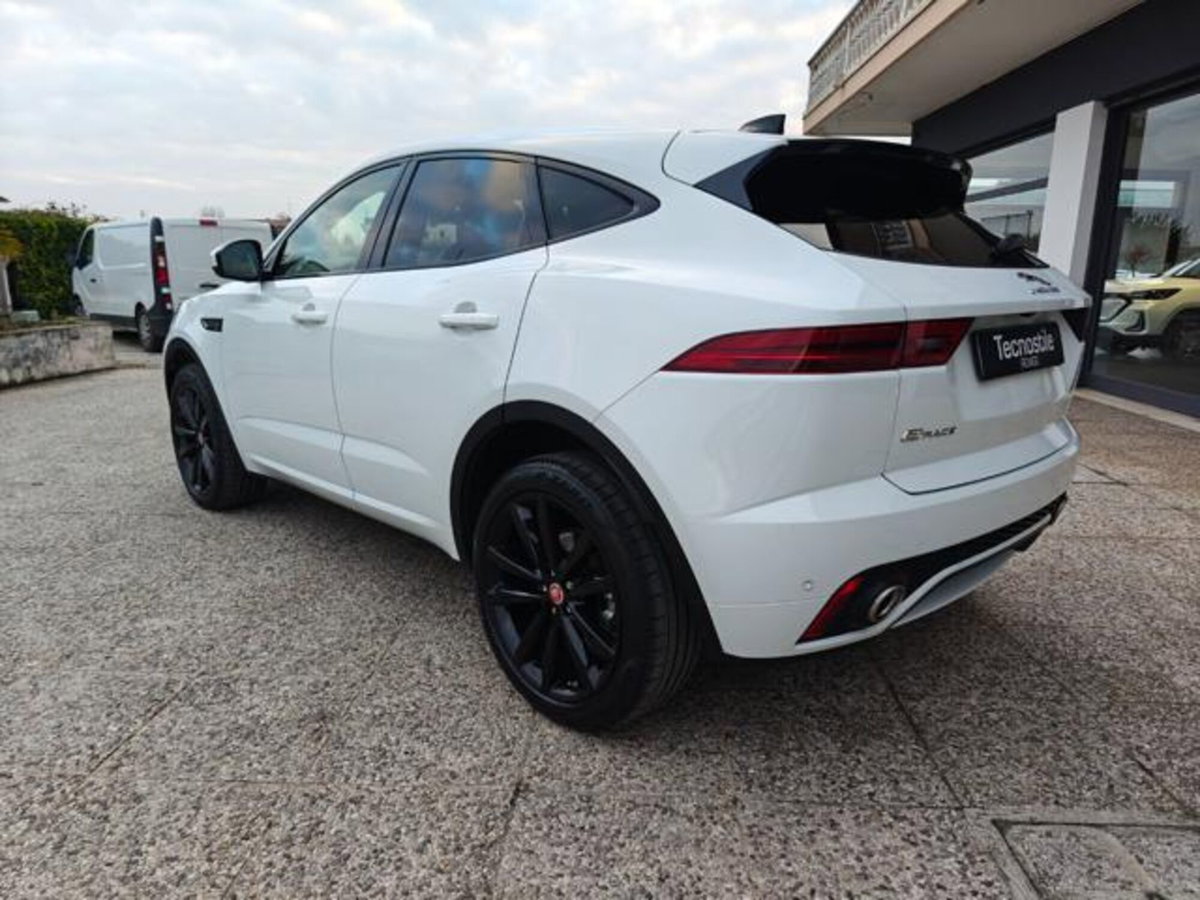 Jaguar E-Pace 2.0D 180 CV AWD aut. R-Dynamic SE (2)