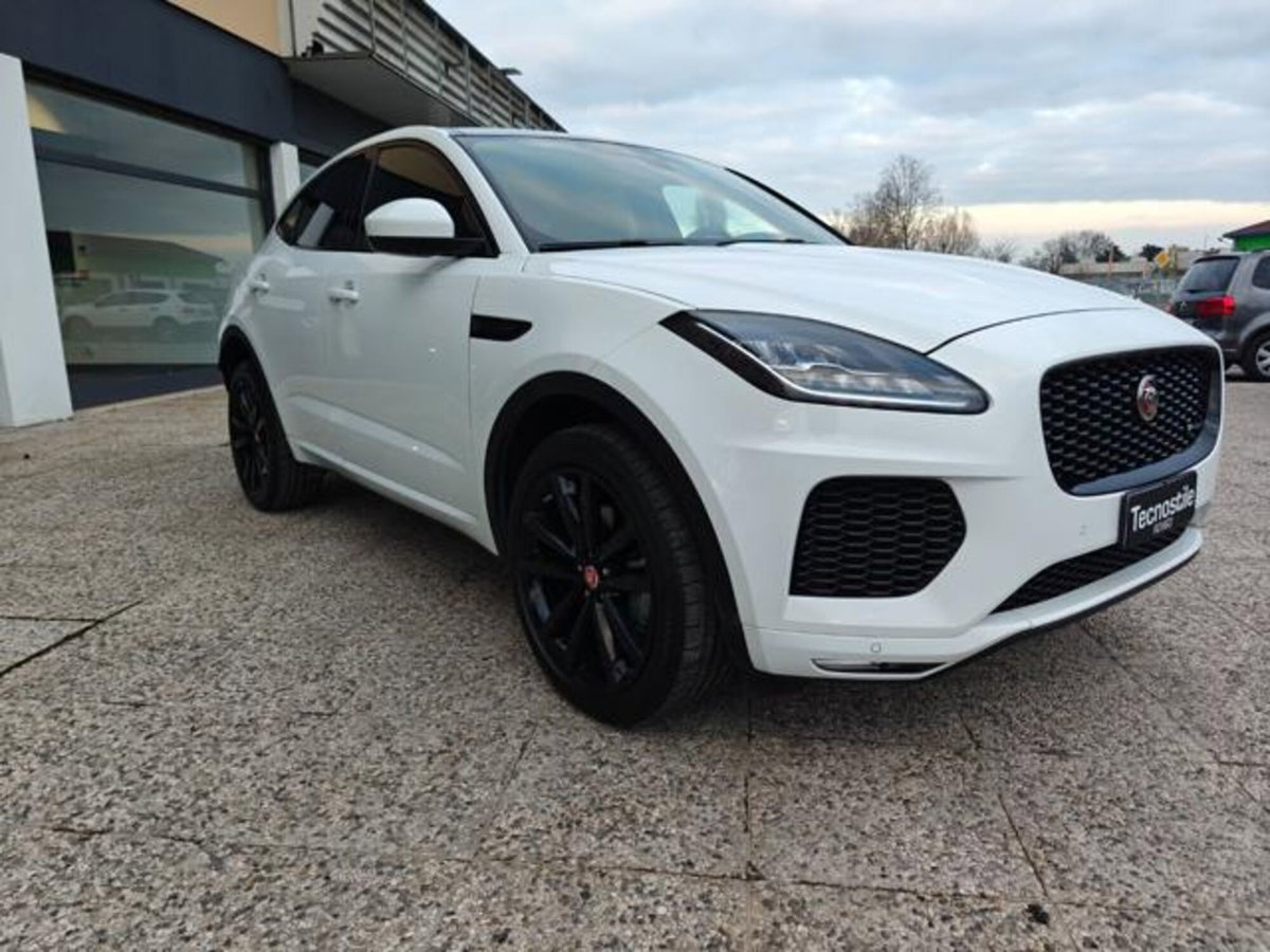 Jaguar E-Pace 2.0D 180 CV AWD aut. R-Dynamic SE (4)