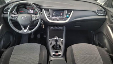 Opel Grandland X 1.5 diesel Ecotec Start&Stop aut. 120 Anniv. (5)