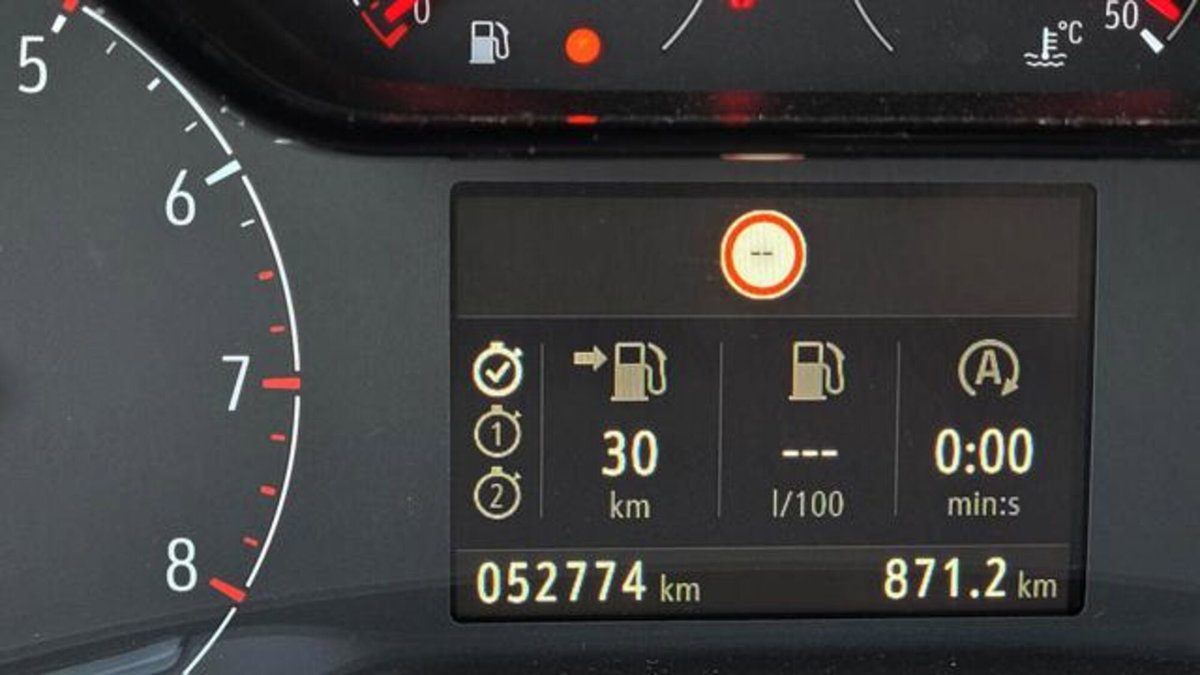 Opel Grandland X 1.5 diesel Ecotec Start&Stop aut. 120 Anniv. (8)