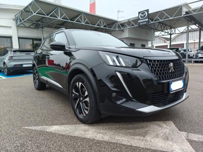 Peugeot 2008 PureTech 130 S&S EAT8 GT Line (4)