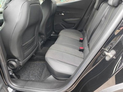 Peugeot 2008 PureTech 130 S&S EAT8 GT Line (8)