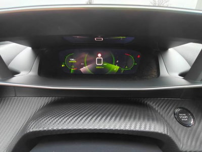 Peugeot 2008 PureTech 130 S&S EAT8 GT Line (9)