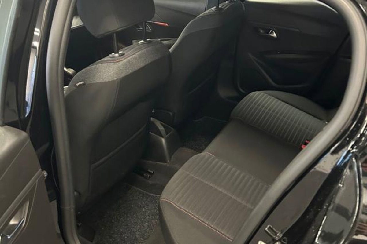 Peugeot 208 1.2 puretech Active s&s 75cv (13)