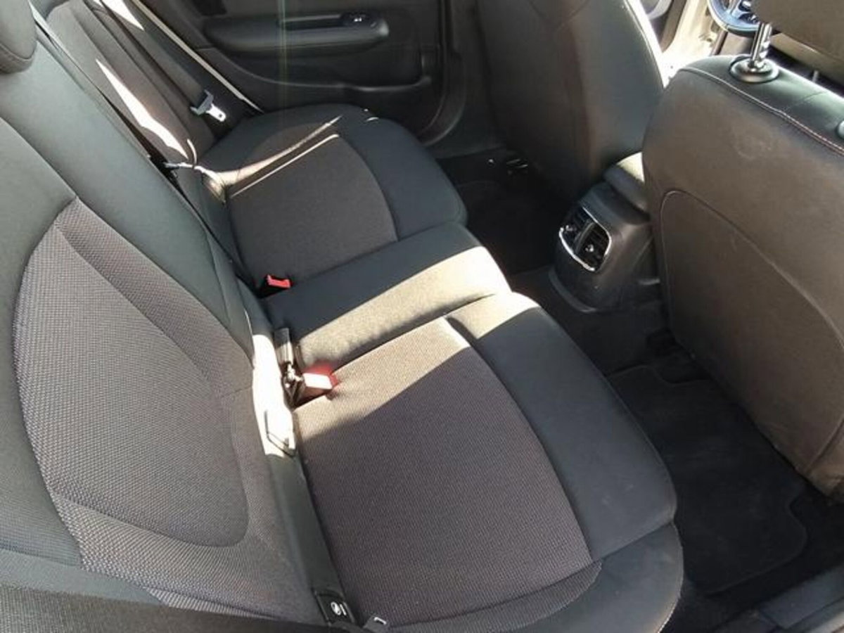 MINI Mini Clubman 2.0 Cooper D Yours Clubman (7)