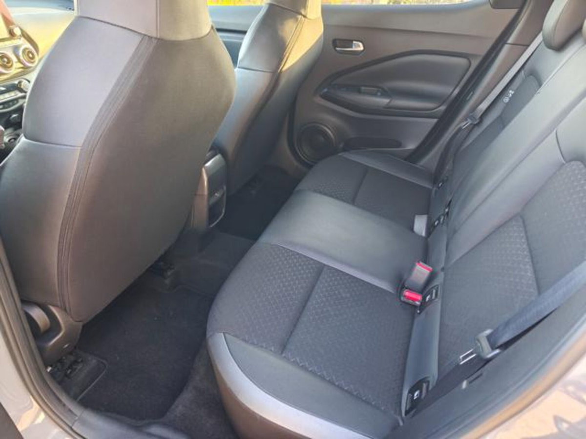 Nissan Juke 1.6 hev N-Connecta (8)