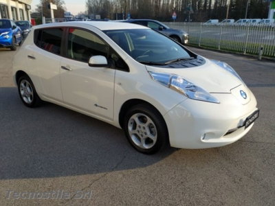 Nissan Leaf Acenta 30KWh (2)