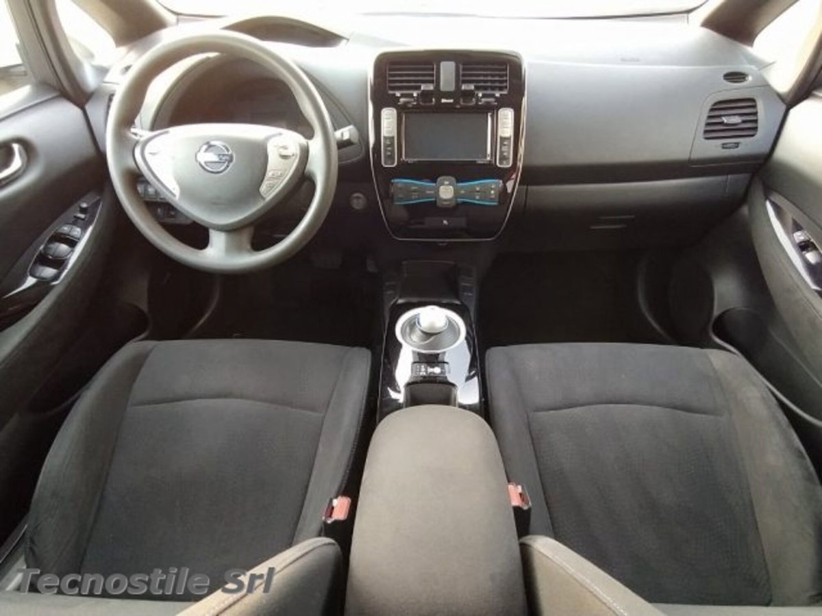 Nissan Leaf Acenta 30KWh (5)