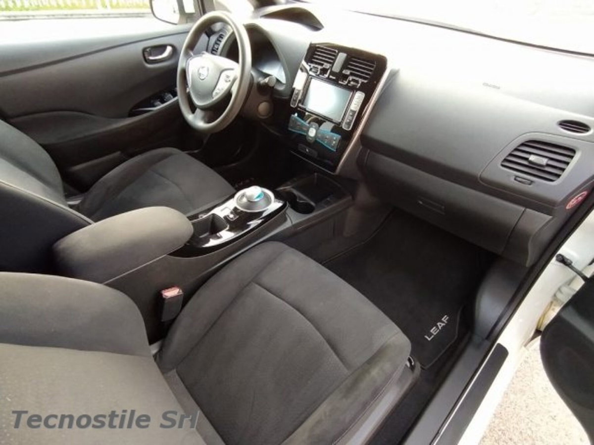 Nissan Leaf Acenta 30KWh (7)