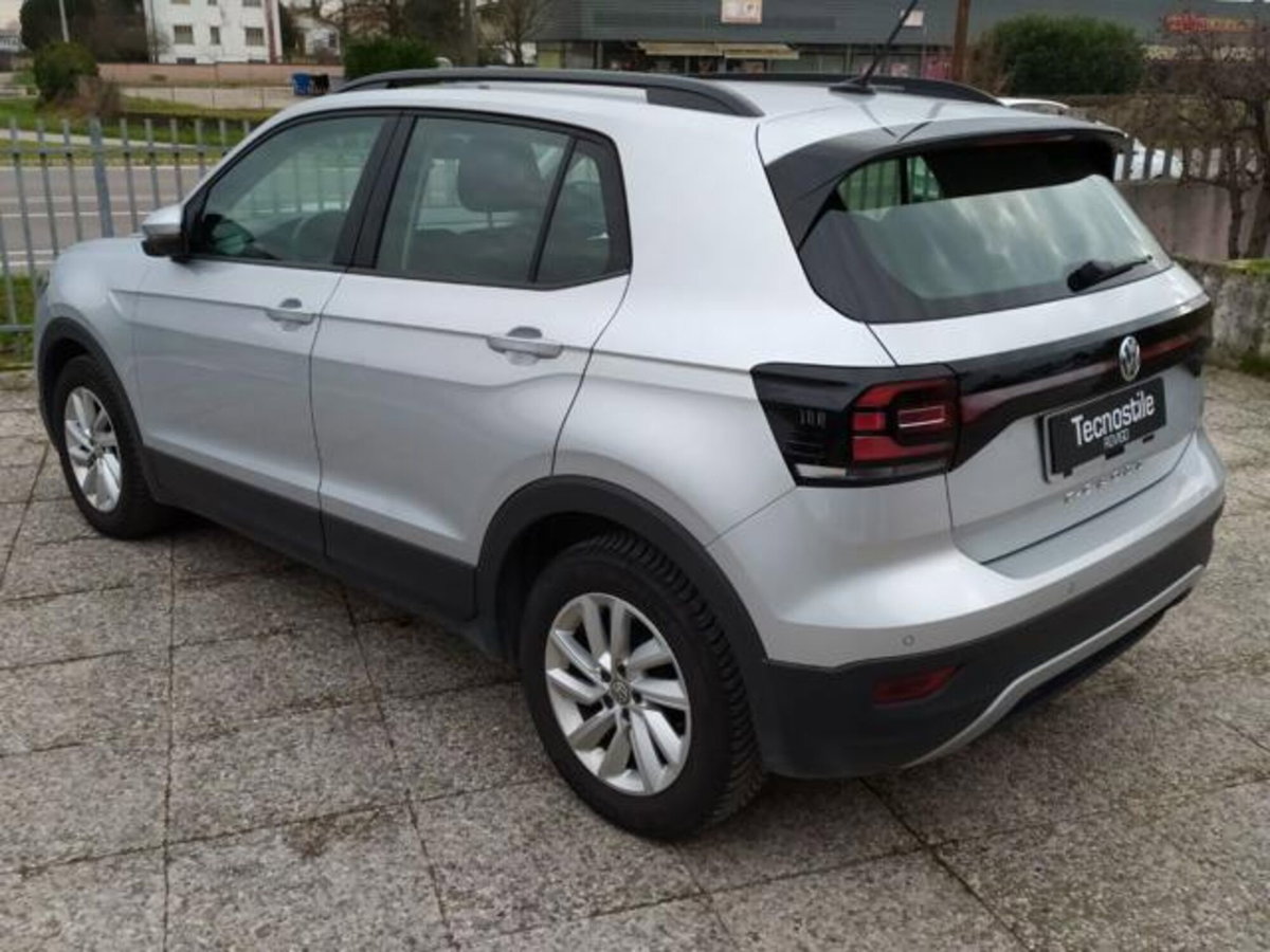 Volkswagen T-Cross 1.6 TDI SCR Urban BMT (2)