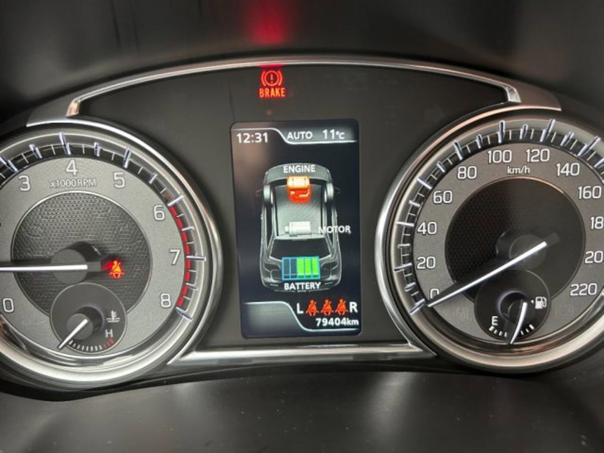Suzuki Vitara 1.4 Hybrid 4WD AllGrip Easy Cool (8)