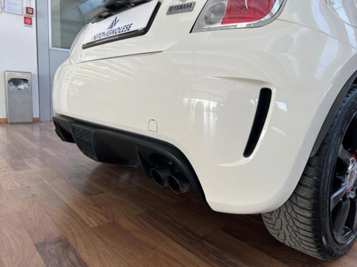 Abarth 595 595 1.4 Turbo T-Jet 160 CV Yamaha Factory Racing (16)