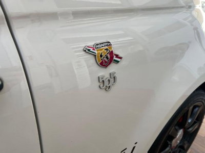 Abarth 595 595 1.4 Turbo T-Jet 160 CV Yamaha Factory Racing (20)