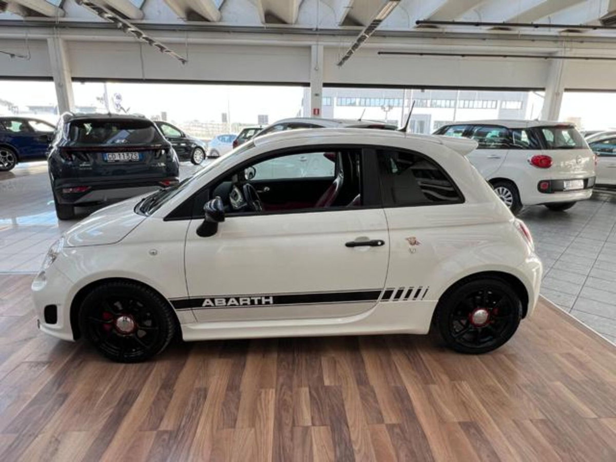 Abarth 595 595 1.4 Turbo T-Jet 160 CV Yamaha Factory Racing (4)