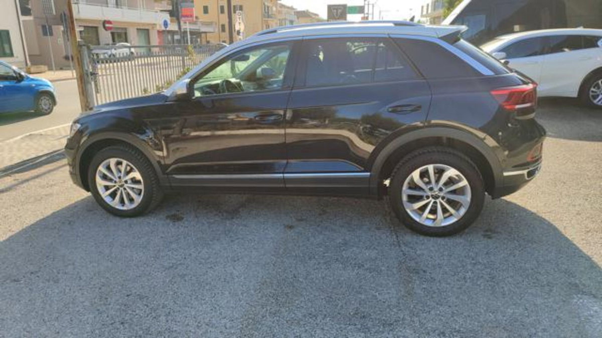 Volkswagen T-Roc 2.0 tdi Style 4motion 150cv dsg (5)