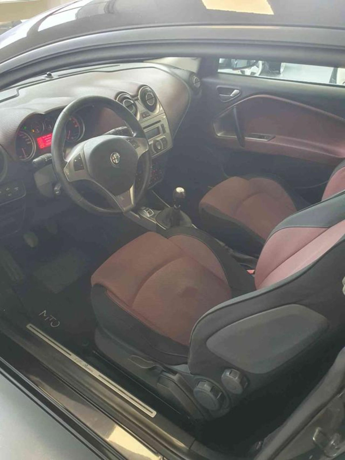 Alfa Romeo MiTo 1.4 T 135 CV M.air Distinctive Premium Pack (5)