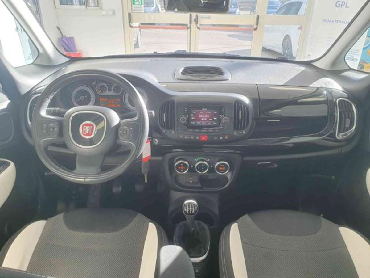 Fiat 500L 1.3 Multijet 85 CV Trekking (8)