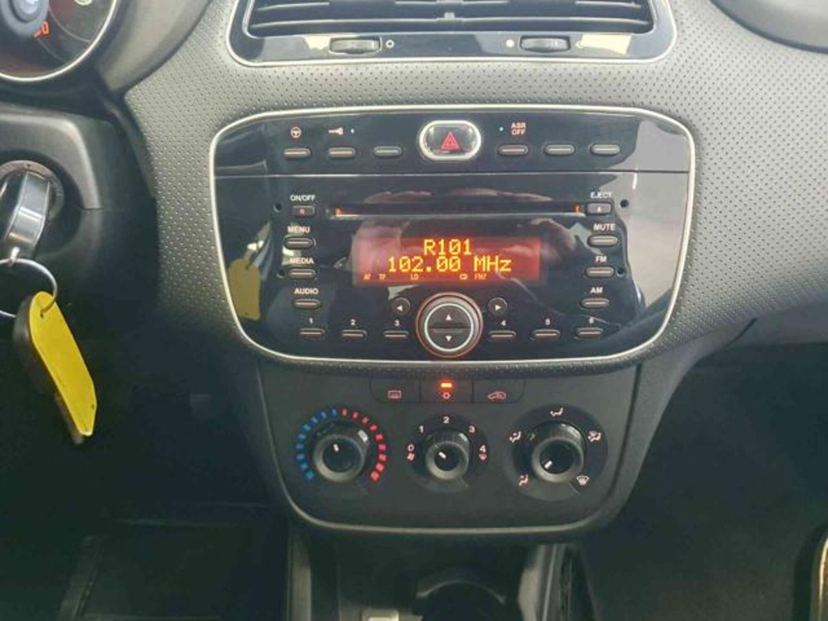 Fiat Punto Evo 1.3 Mjt 75 CV 5 porte Active (12)