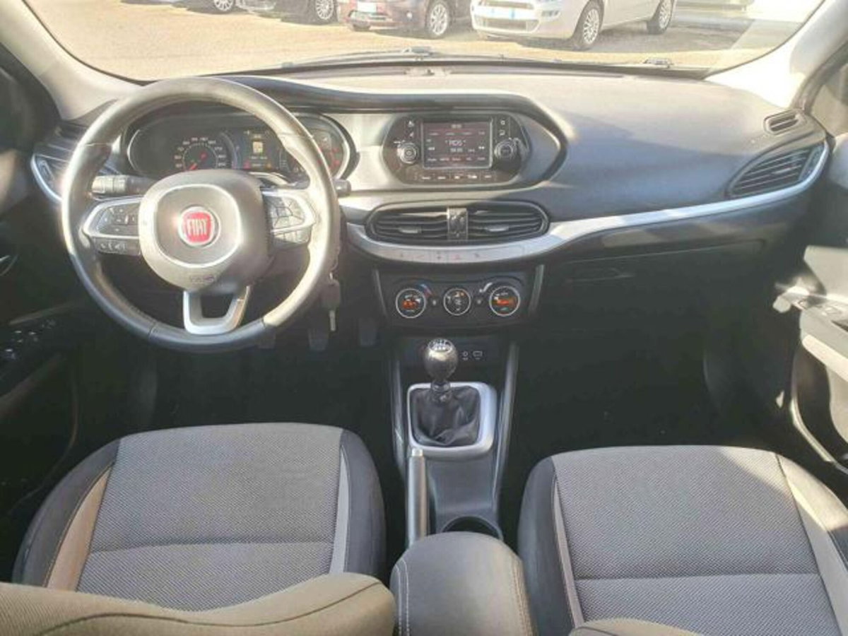 Fiat Tipo Tipo 1.6 Mjt 4 porte Lounge (7)