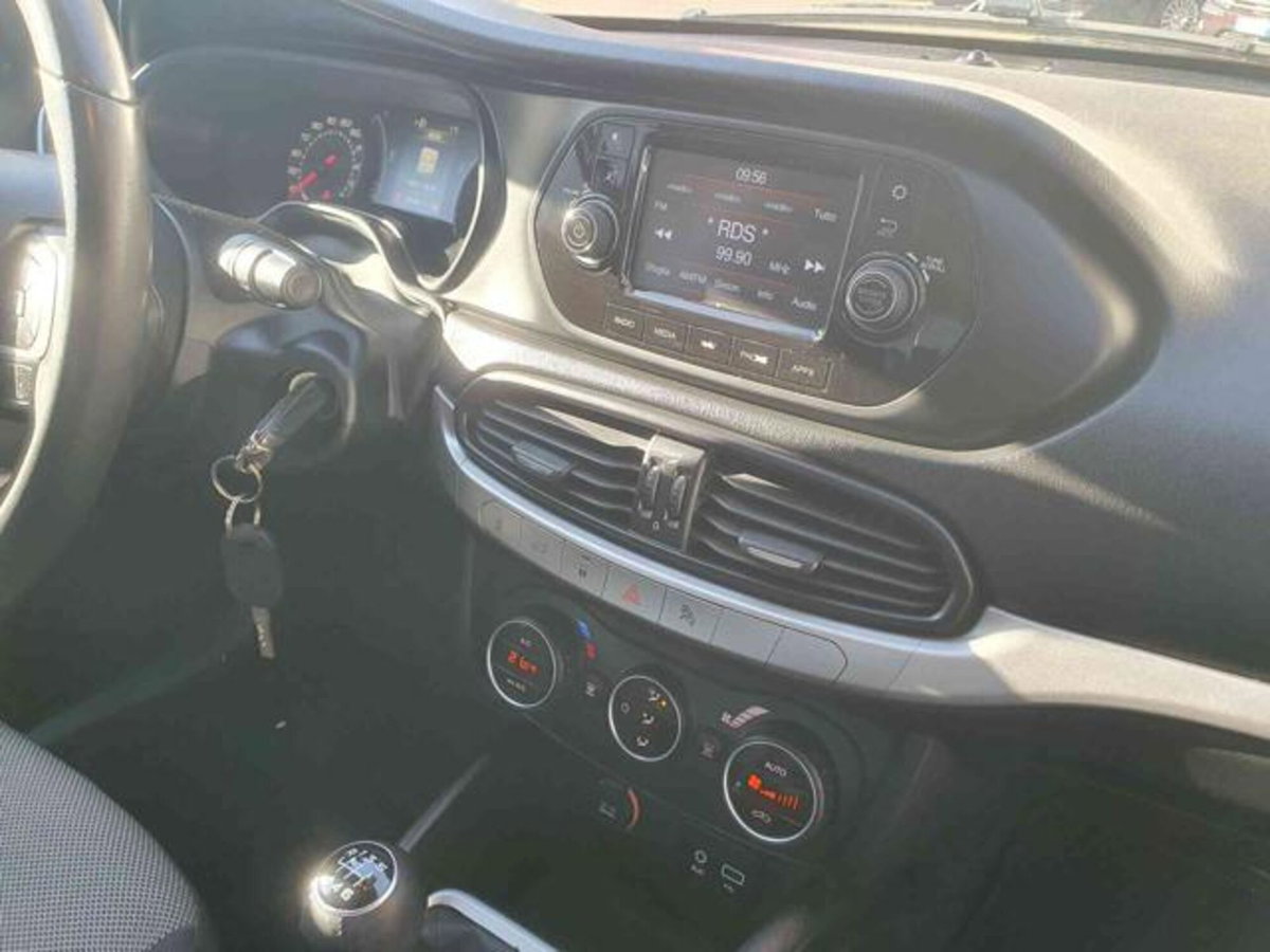 Fiat Tipo Tipo 1.6 Mjt 4 porte Lounge (9)