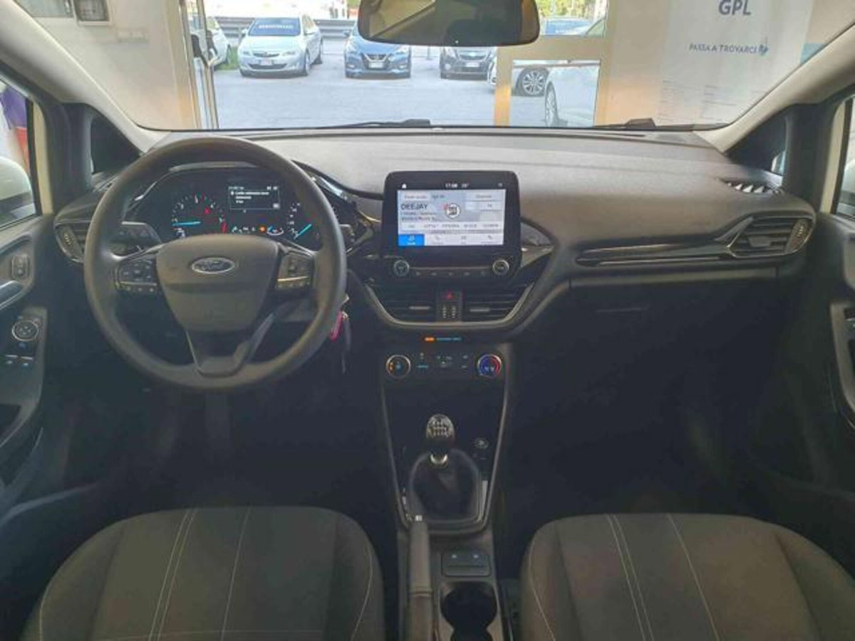 Ford Fiesta 1.5 EcoBlue 5 porte Business High (8)