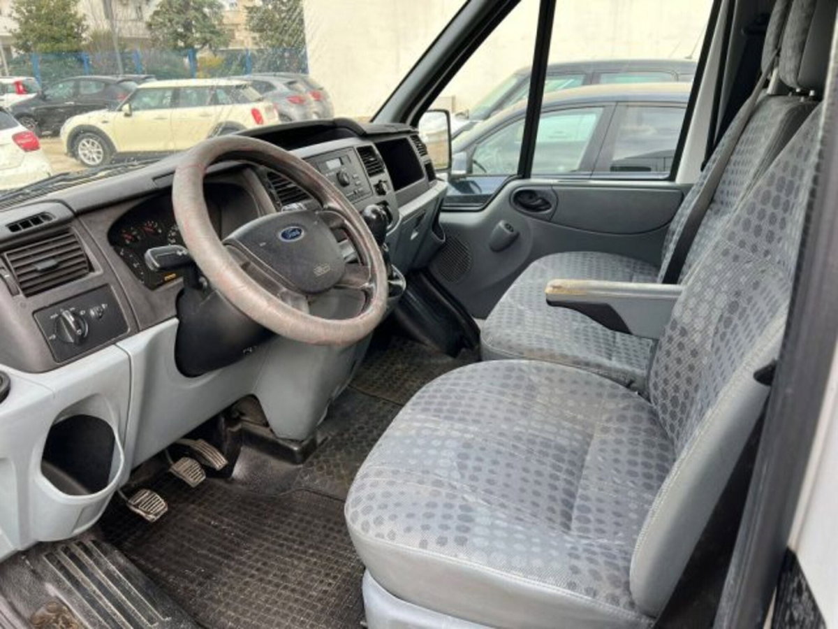 Ford Transit Van Furgone 350L 2.2 TDCi/130 PL-TA Furgone (6)