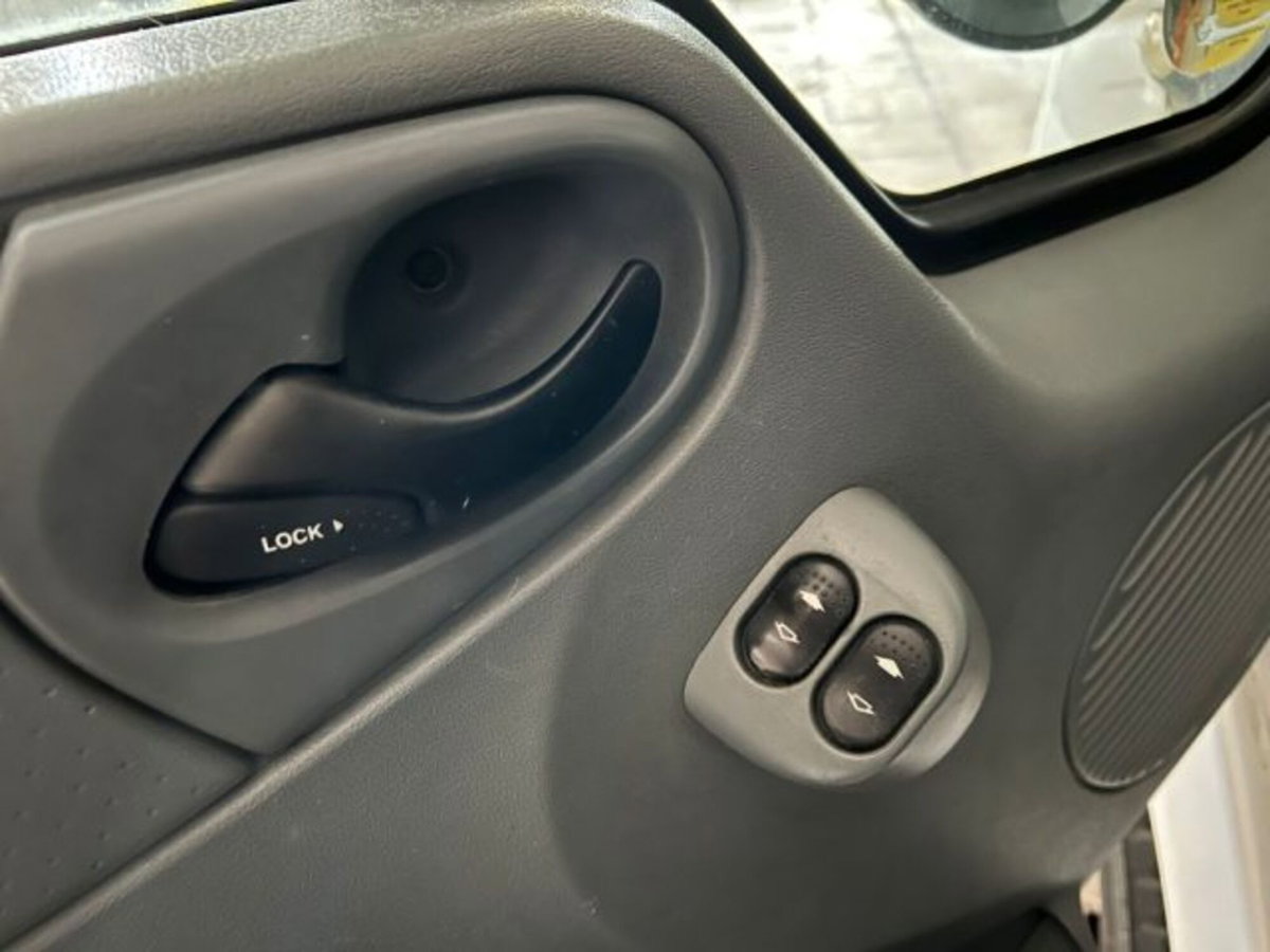 Ford Transit Van Furgone 350L 2.2 TDCi/130 PL-TA Furgone (9)