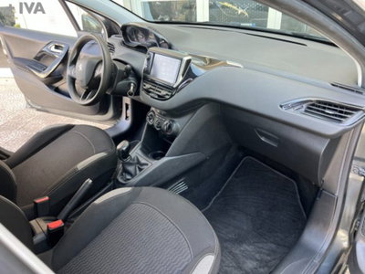 Peugeot 208 75 5 porte Active (10)
