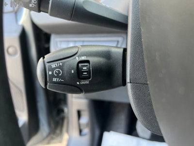 Peugeot 208 75 5 porte Active (17)