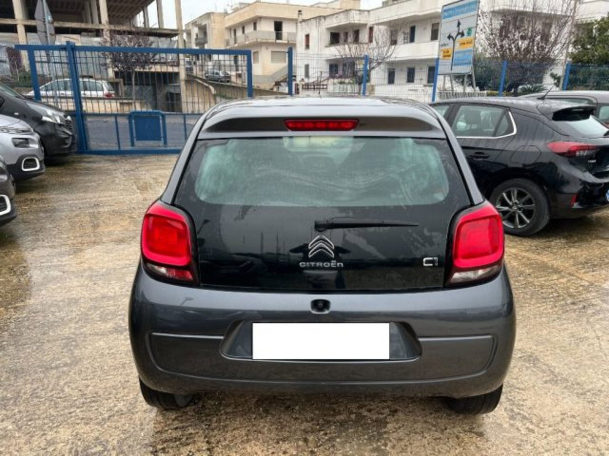 Citroen C1 C1 VTi 72 5 porte Shine (13)