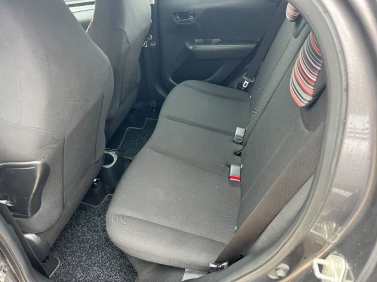 Citroen C1 C1 VTi 72 5 porte Shine (17)